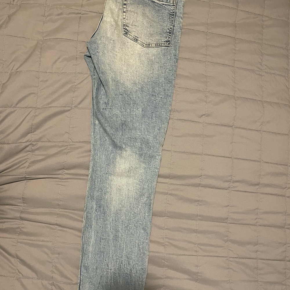 Men's Light Blue Jeans